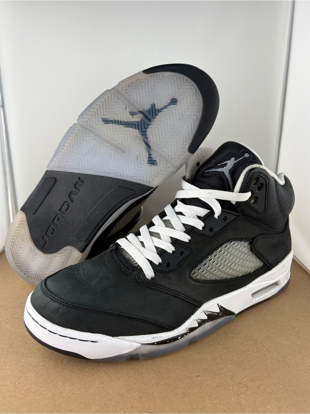 Nike Air Jordan 5 Retro Moonlight "Oreo" CT4838-011, Size 10.5